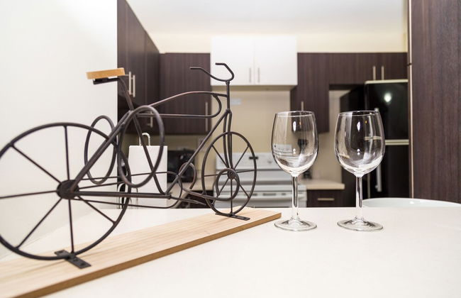 Executive Suites at The Bromptons - Photo 3