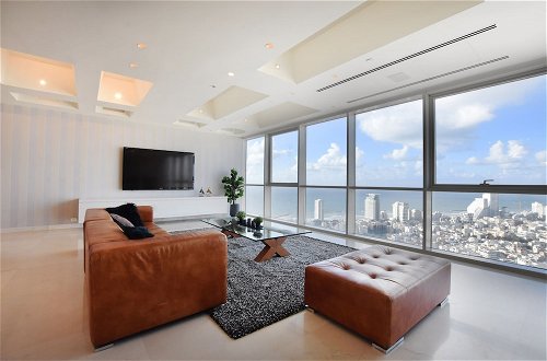 Photo 43 - Tower Sea View Luxury 32 Floor Apartment