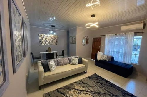 Photo 1 - Spacious 2 Bedroomed Semi-detached Fully Furnished Apartment