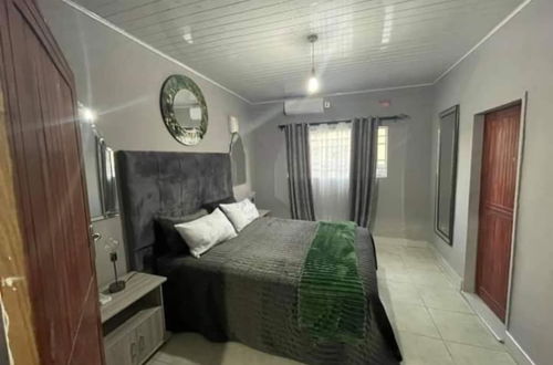 Photo 2 - Spacious 2 Bedroomed Semi-detached Fully Furnished Apartment