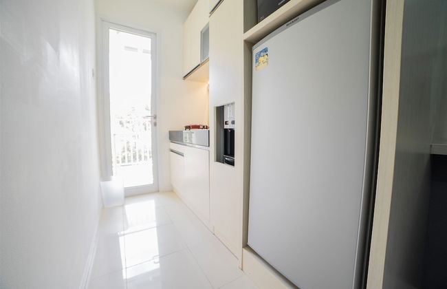 Contemporary Near Cihampelas at Parahyangan Residence Apartment - Foto 16