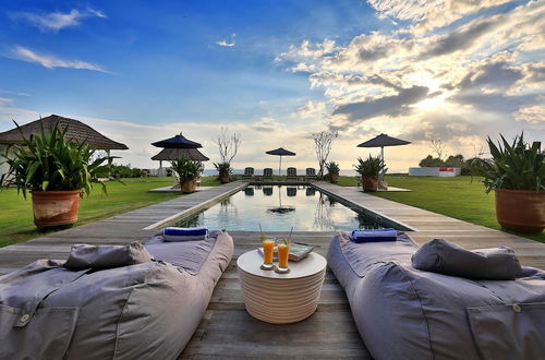 Photo 1 - Villa Putih