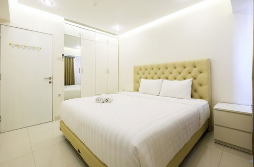 Photo 3 - The Wave Apartment near Kota Kasablanka