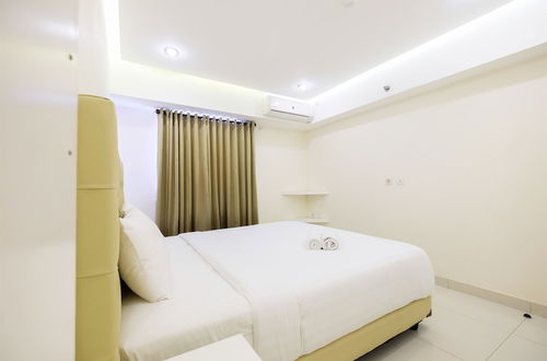 Photo 6 - The Wave Apartment near Kota Kasablanka