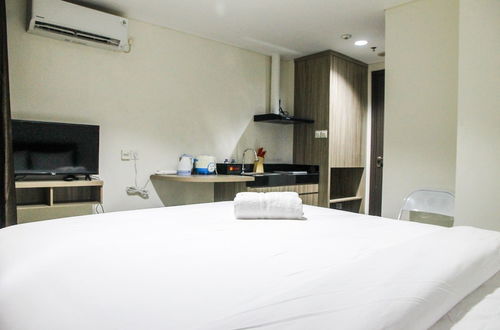 Foto 4 - Comfy Studio Room Bintaro Icon Apartment