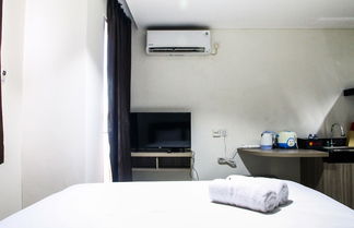 Foto 2 - Comfy Studio Room Bintaro Icon Apartment