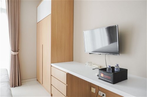Photo 13 - Great Deal And Modern Studio At Ciputra International Apartment