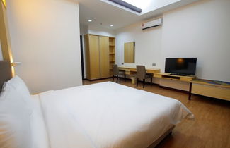 Photo 2 - Imperial Suites Miri