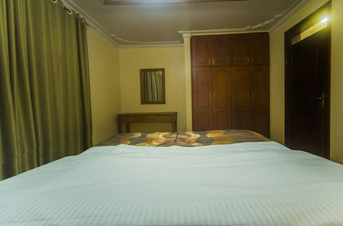 Photo 19 - Victoria Breeze Hotel Apartment