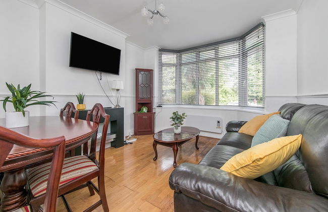 4br-sleeps10-parking-garden - Foto 10