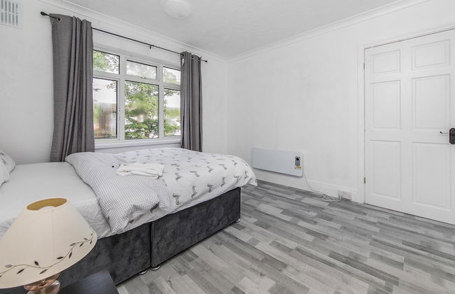 4br-sleeps10-parking-garden - Foto 2