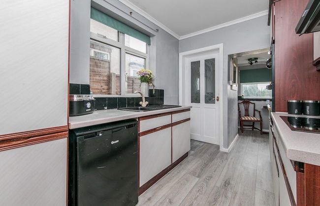4br-sleeps10-parking-garden - Foto 8