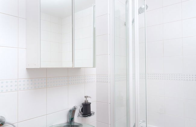 Absolute Stays At The Qube- Families Contractors Free Wifi Long Stay Discounts - Foto 12