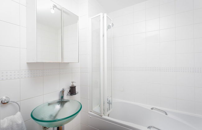Absolute Stays At The Qube- Families Contractors Free Wifi Long Stay Discounts - Foto 11