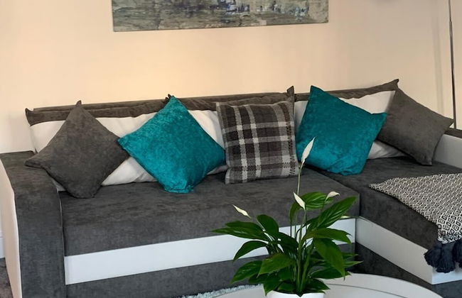 Absolute Stays At The Qube- Families Contractors Free Wifi Long Stay Discounts - Foto 18