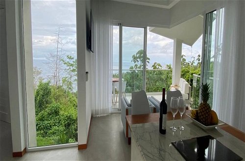 Foto 23 - Adeluna Luxury Ocean View Villas