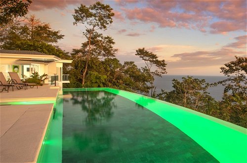 Foto 67 - Adeluna Luxury Ocean View Villas