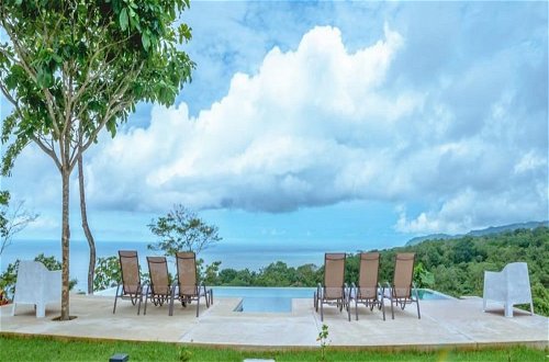 Photo 59 - Adeluna Luxury Ocean View Villas