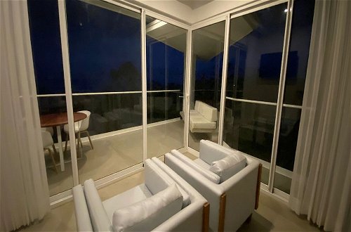 Photo 30 - Adeluna Luxury Ocean View Villas