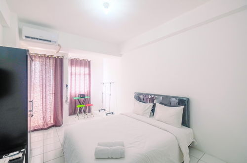 Photo 4 - Beautiful Studio at Gunung Putri Square Apartment