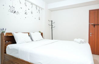 Photo 2 - Comfortable Studio Apartment at Green Park View