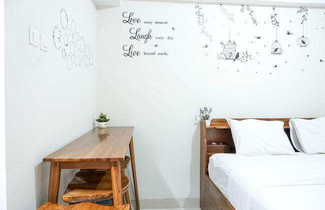 Comfortable Studio Apartment at Green Park View - Photo 5