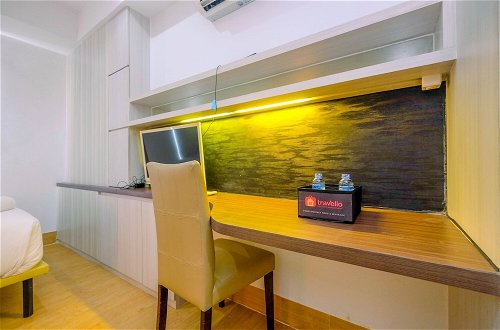 Foto 15 - Modern Style Studio Apartment at Azalea Suites with City View