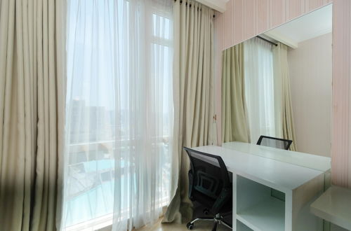 Foto 7 - Homey And Comfy Studio Room At Menteng Park Apartment