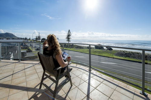 Photo 19 - The Reef Beachfront Apartments