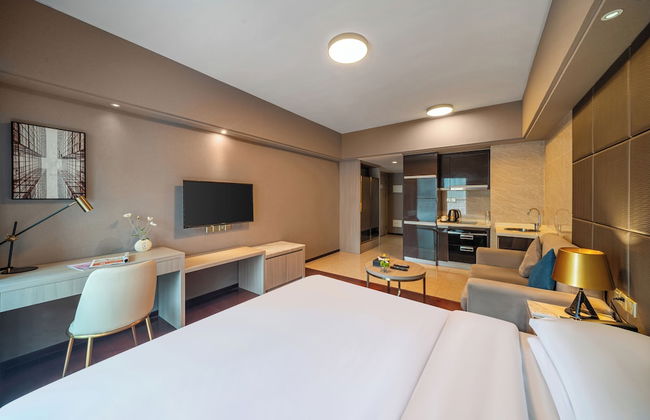 Poltton International Apartment (Foshan Zumiao Lingnan Tiandi Branch) - Photo 14