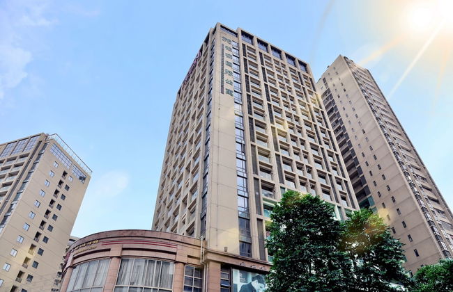 Poltton International Apartment (Foshan Zumiao Lingnan Tiandi Branch) - Photo 40