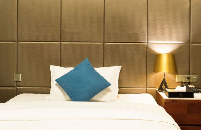Poltton International Apartment (Foshan Zumiao Lingnan Tiandi Branch) - Photo 9