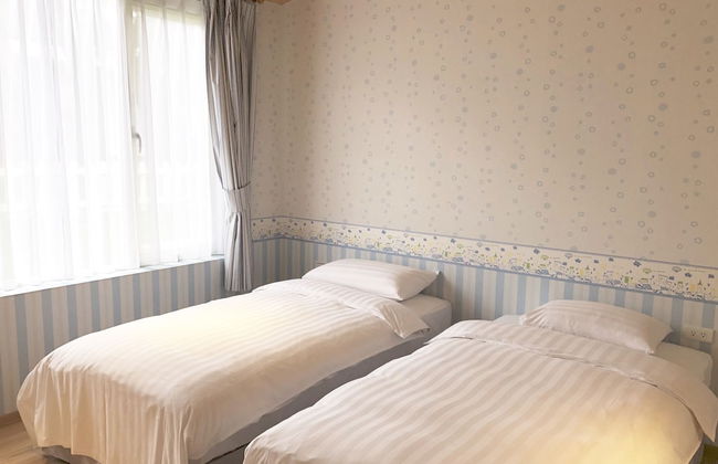 American Village Resort - Photo 10