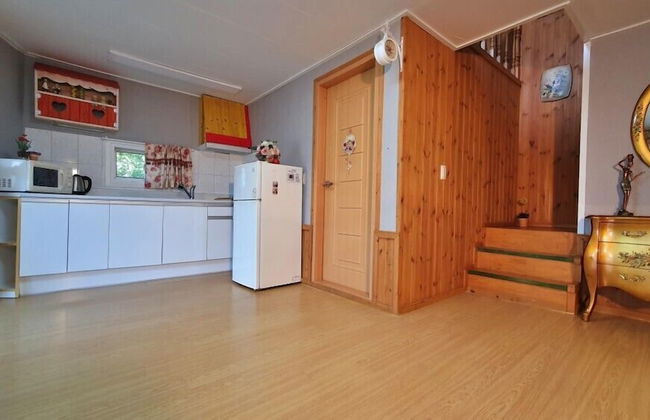 Castel on the hill pension - Photo 10