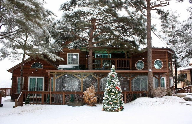 Castel on the hill pension - Photo 57