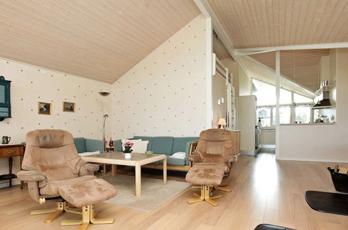 Photo 8 - 6 Person Holiday Home in Blavand