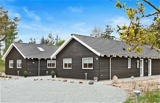 Foto 1 - 18 Person Holiday Home in Henne