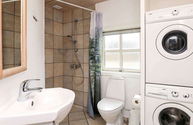 8 Person Holiday Home in Blavand - Foto 19