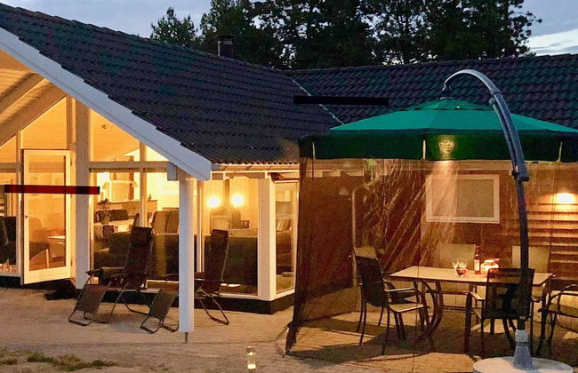 12 Person Holiday Home in Rodby - Foto 49