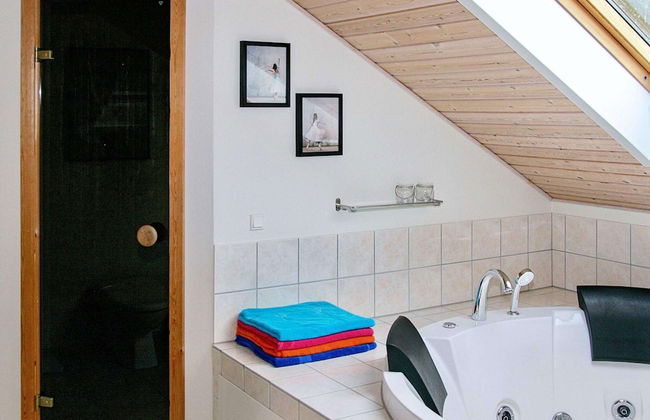 12 Person Holiday Home in Rodby - Foto 6