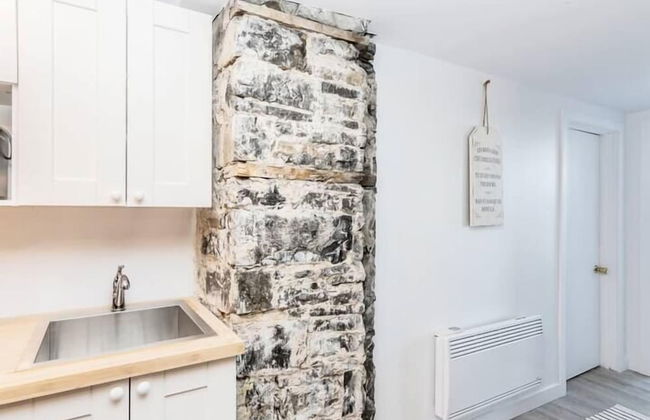 Modern Meets Rustic - 2 Bdrm Old Quebec - Foto 10