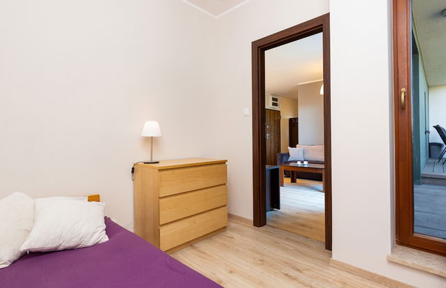 Apartment Kijowska Warsaw by Renters - Photo 3