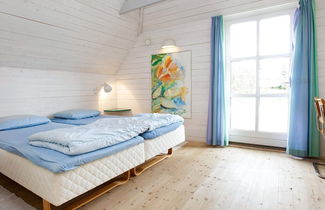 Photo 1 - 10 Person Holiday Home in Blavand