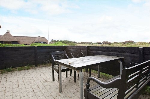Foto 19 - 10 Person Holiday Home in Blavand