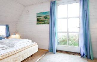 Photo 2 - 10 Person Holiday Home in Blavand