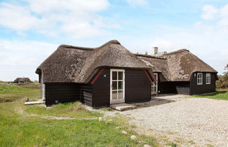 Photo 1 - 10 Person Holiday Home in Blavand