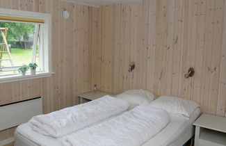 Photo 3 - 8 Person Holiday Home in Blavand