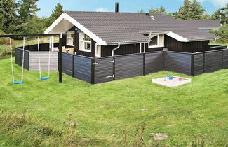 Photo 1 - 6 Person Holiday Home in Blavand