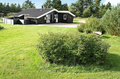 Photo 13 - 6 Person Holiday Home in Blavand