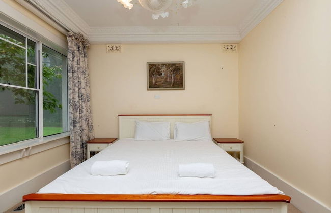 Classic 5 Beds Mt Dandenong Resort - Photo 14